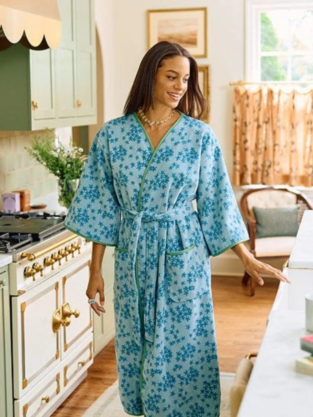 Women’s Bell Sleeve Plush Robe in Blue Petal